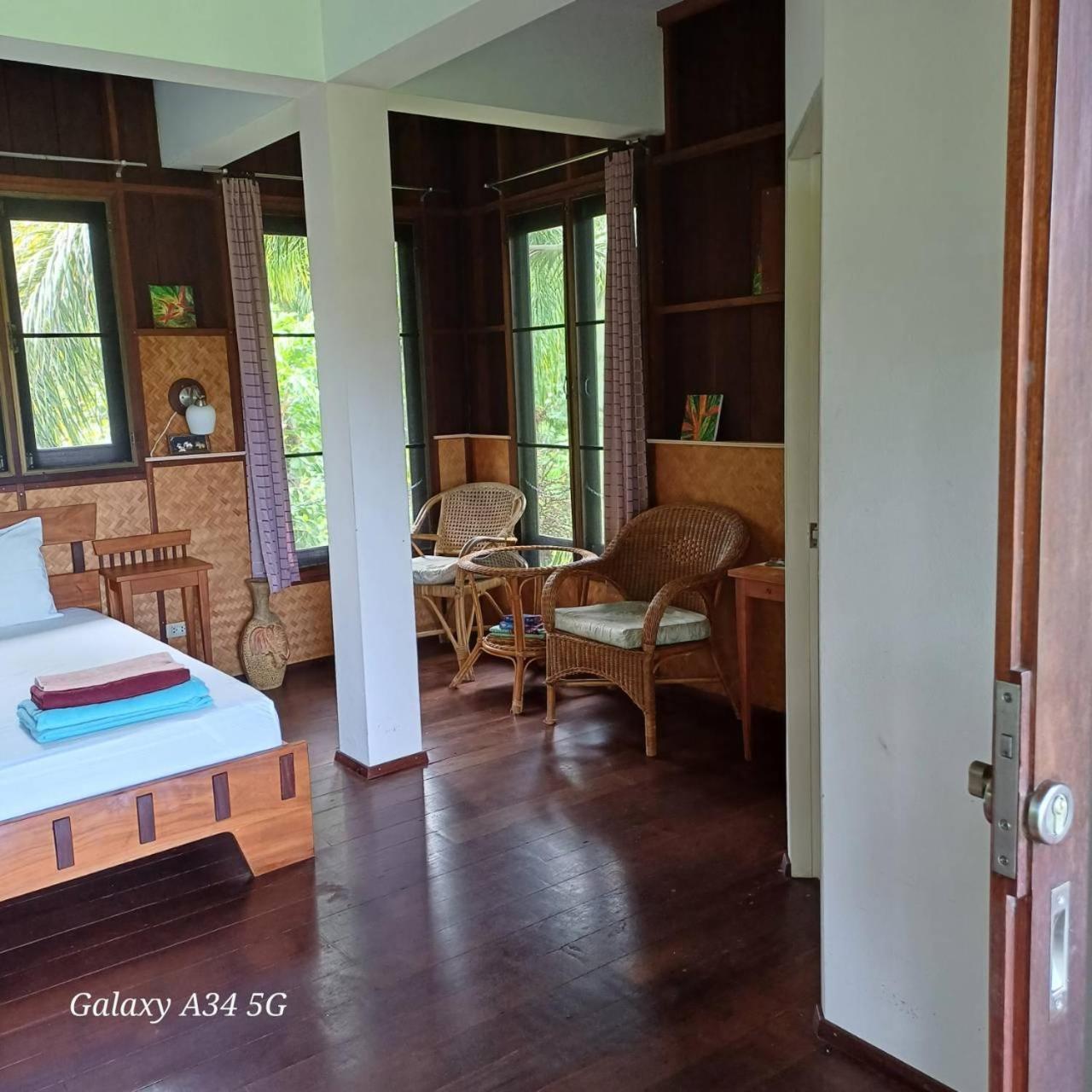 Lake View Bungalows Кхаулак Экстерьер фото