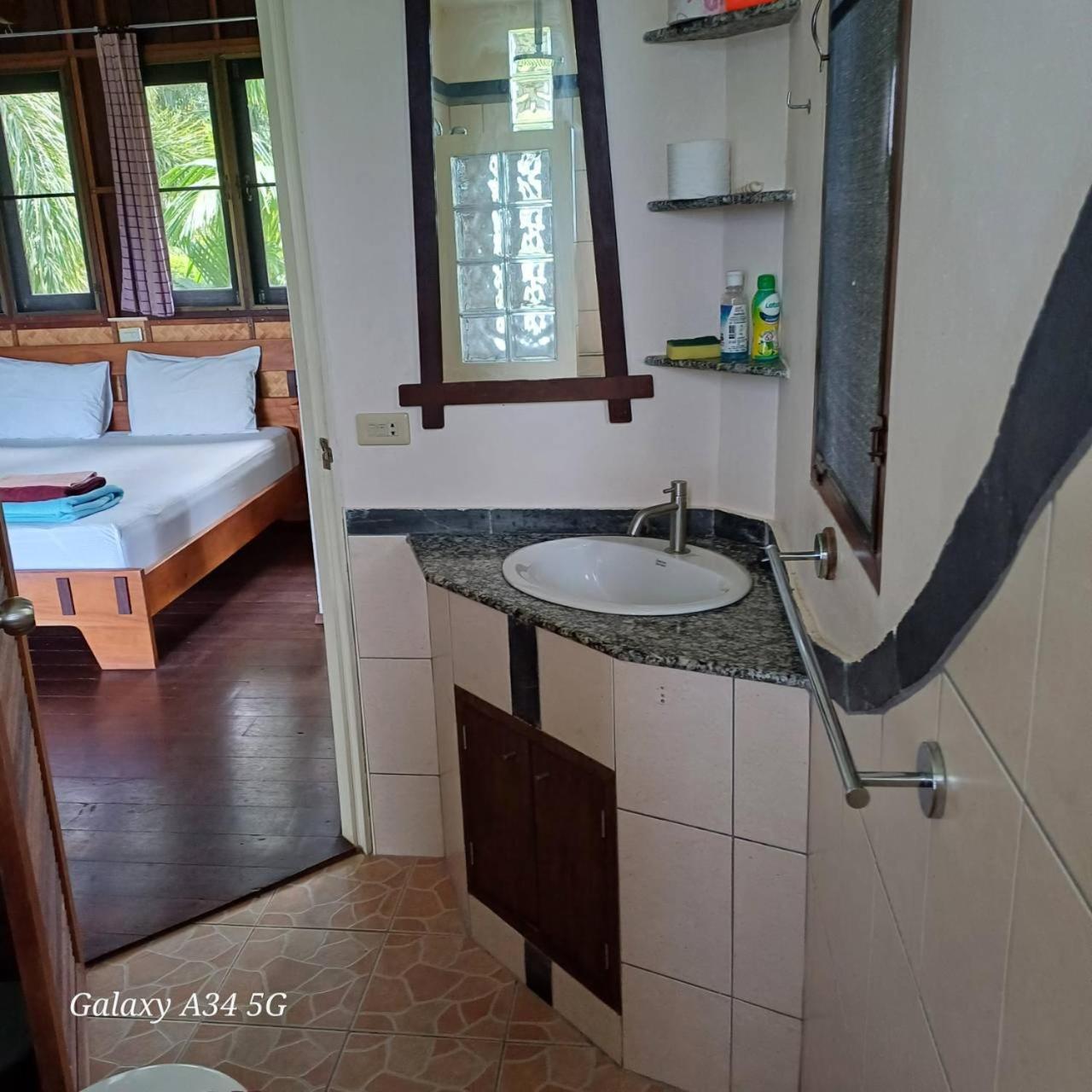 Lake View Bungalows Кхаулак Экстерьер фото